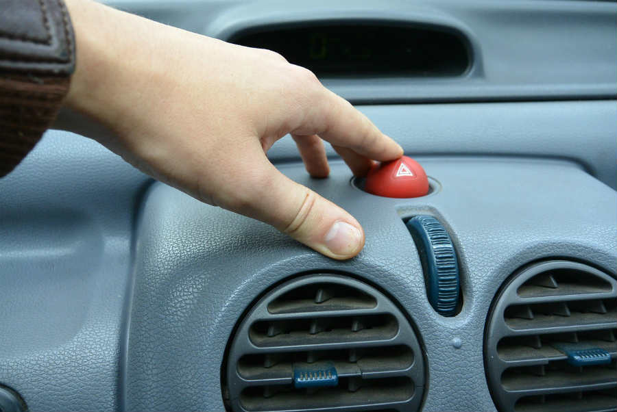 saloon car alarm set up